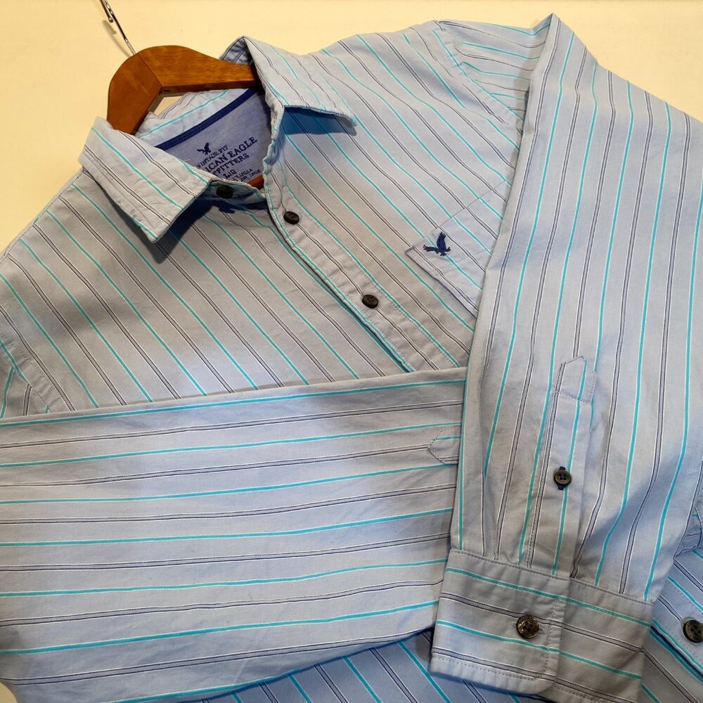 American Eagle Men's Vintage Fit Striped Button Down Shirt